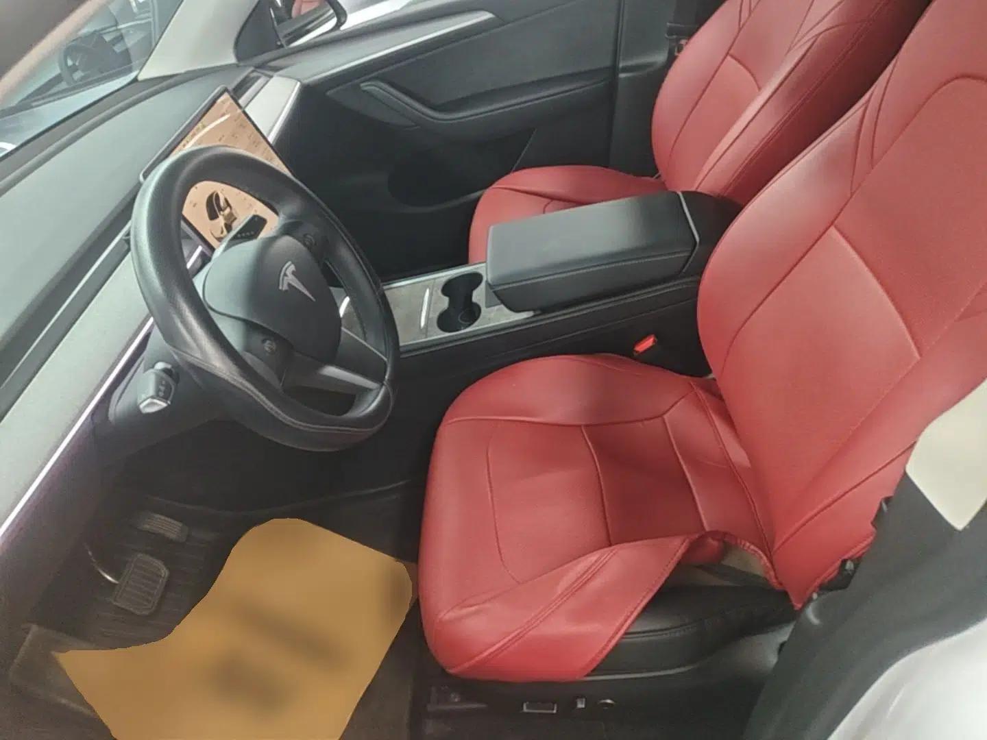 Tesla Model Y 2024 Rear-Wheel-Drive Version — миниатюра 17