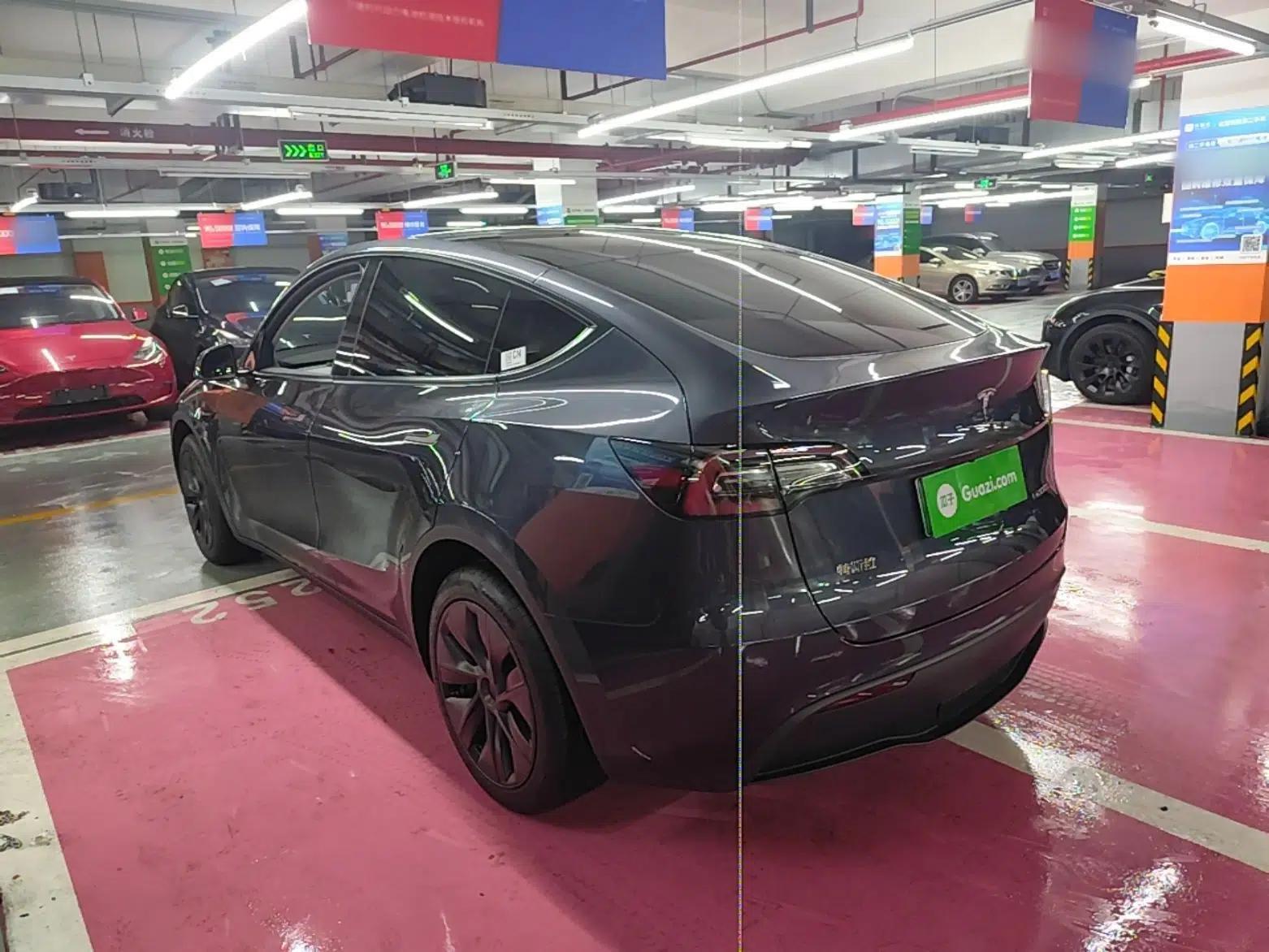 Tesla Model Y 2024 Rear-Wheel-Drive Version — миниатюра 4