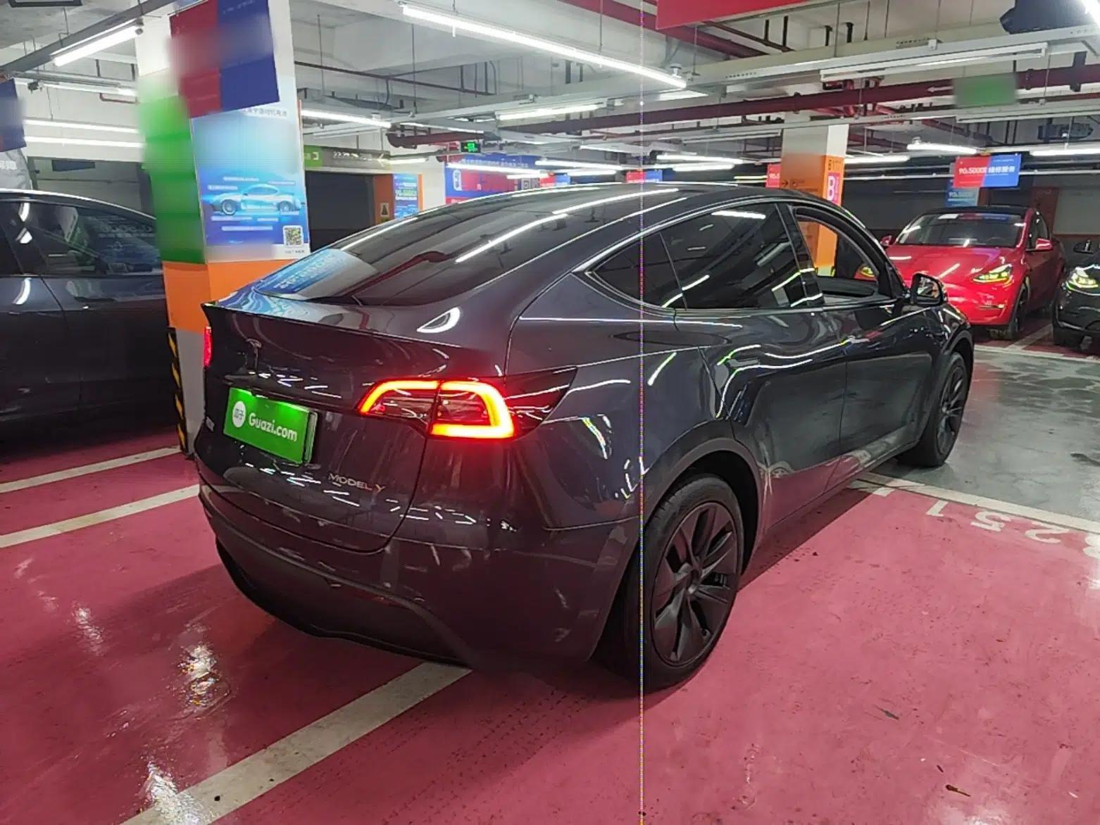 Tesla Model Y 2024 Rear-Wheel-Drive Version — миниатюра 6