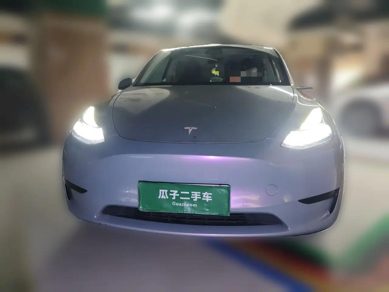 Tesla Model Y 2023 Rear-Wheel-Drive Version — миниатюра 2