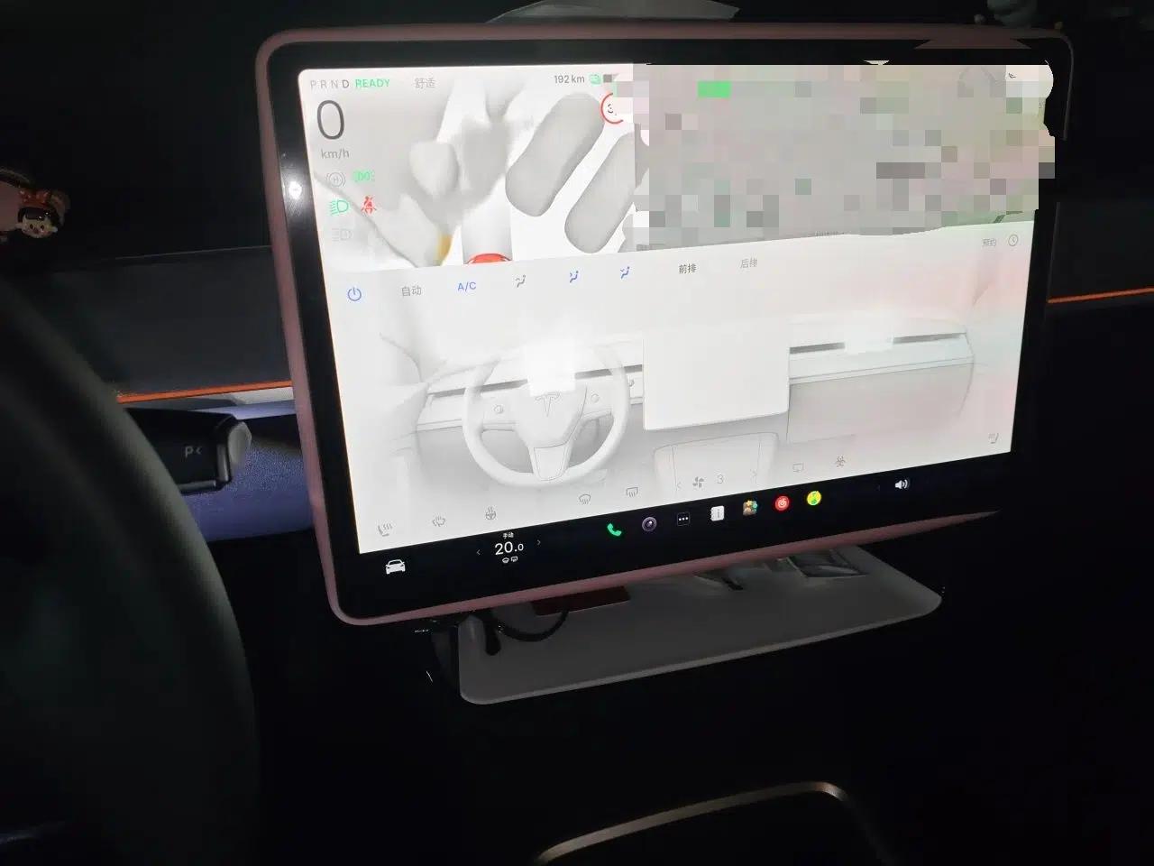Tesla Model Y 2023 Rear-Wheel-Drive Version — миниатюра 13