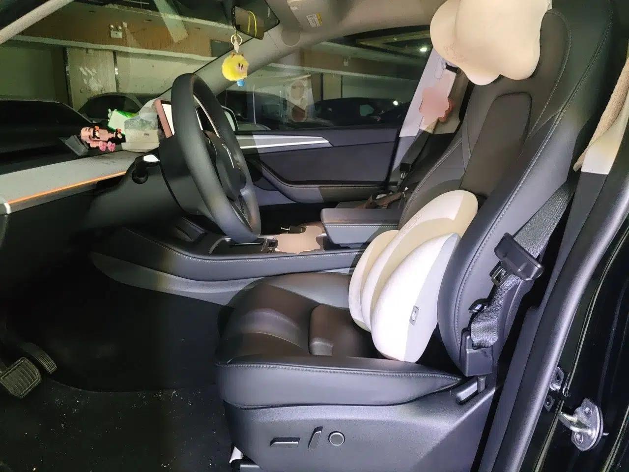 Tesla Model Y 2023 Rear-Wheel-Drive Version — миниатюра 15