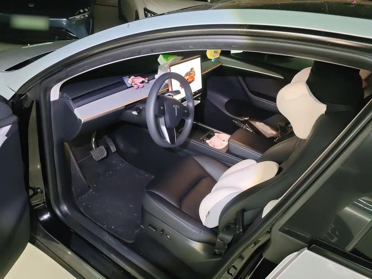 Tesla Model Y 2023 Rear-Wheel-Drive Version — миниатюра 16