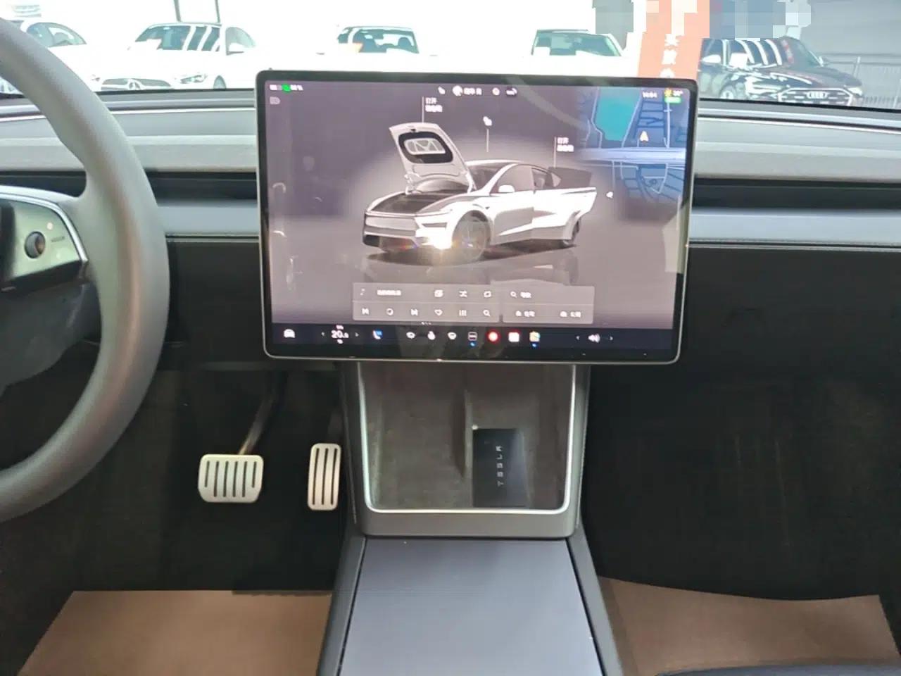 Tesla Model Y 2025 Updated Version Long-Range All-Wheel Drive — миниатюра 15