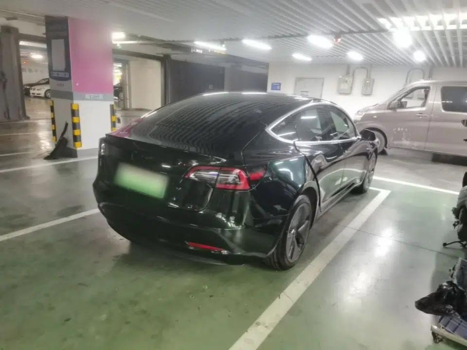 Tesla Model 3 2019 Standard Range Rear-Drive Upgraded Version — миниатюра 6