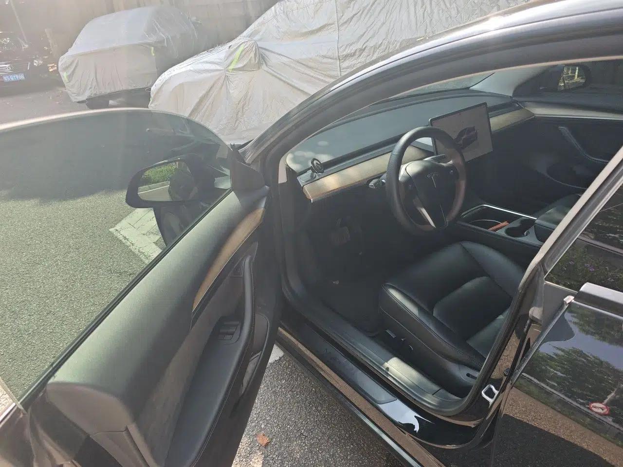 Tesla Model 3 2022 Rear-Wheel-Drive Version — миниатюра 16