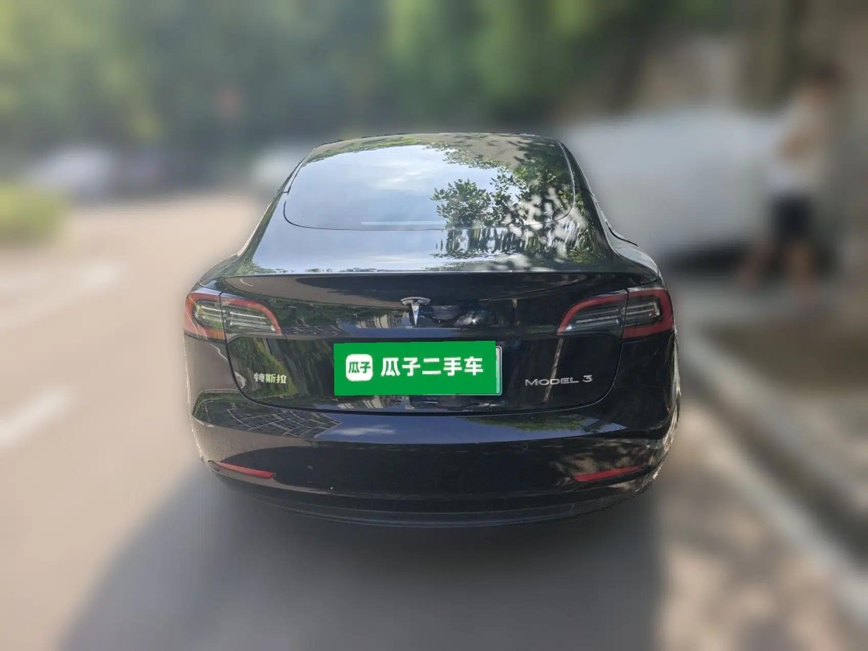 Tesla Model 3 2022 Rear-Wheel-Drive Version — миниатюра 5