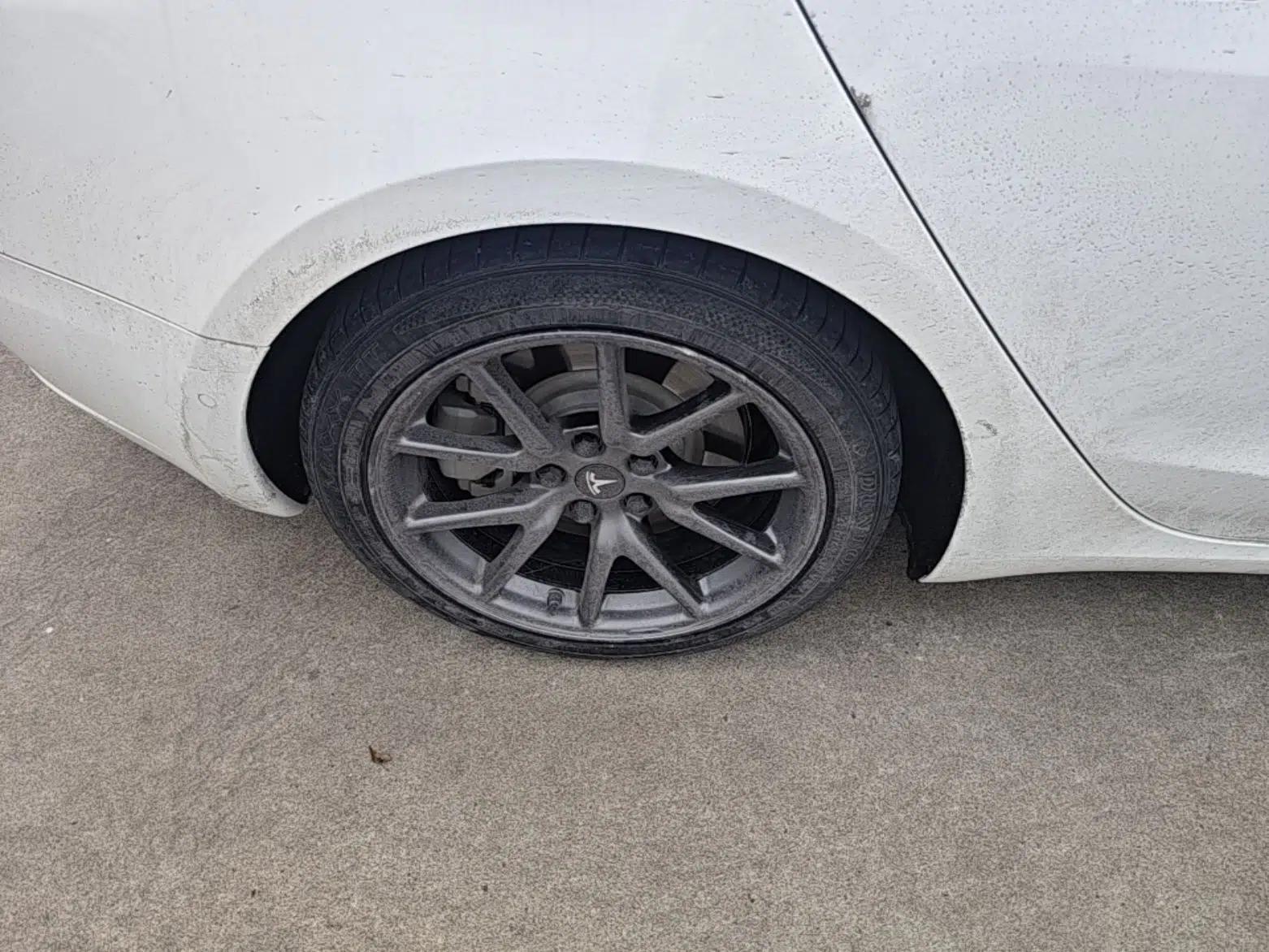 Tesla Model 3 2020 Refreshed Version Long-Range Rear-Wheel Drive — миниатюра 11