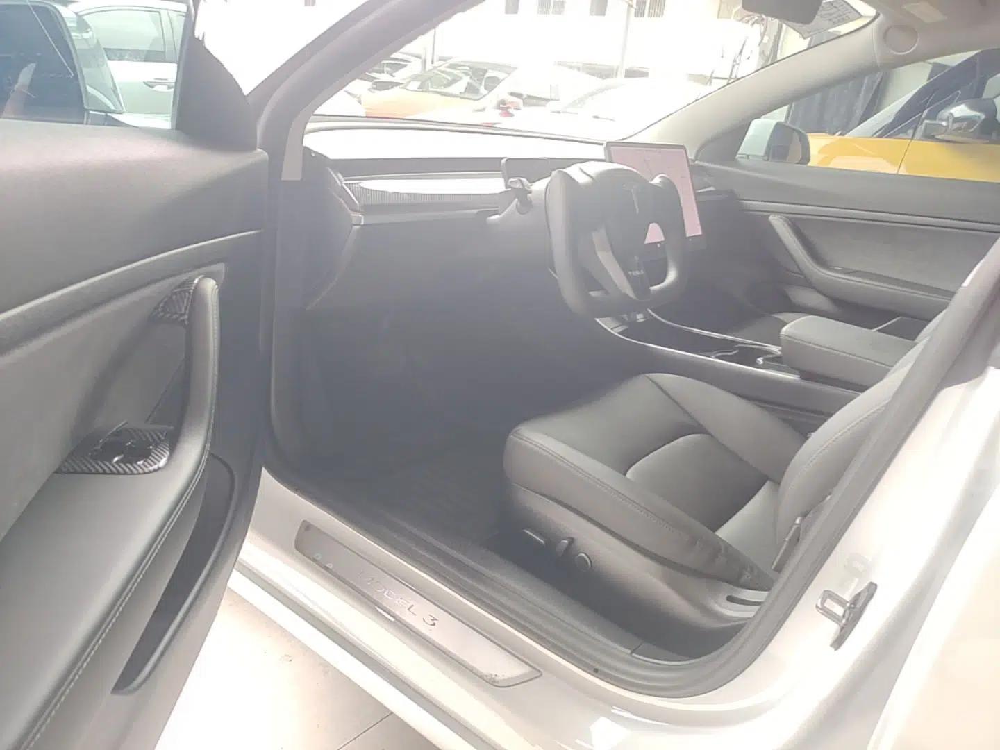 Tesla Model 3 2020 Revised Version Standard Range Rear-Wheel Drive – Upgraded Edition — миниатюра 23
