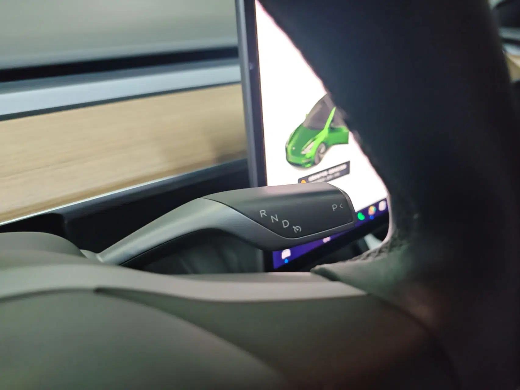 Tesla Model 3 2021 Standard Range Rear-Drive Upgraded Version — миниатюра 16