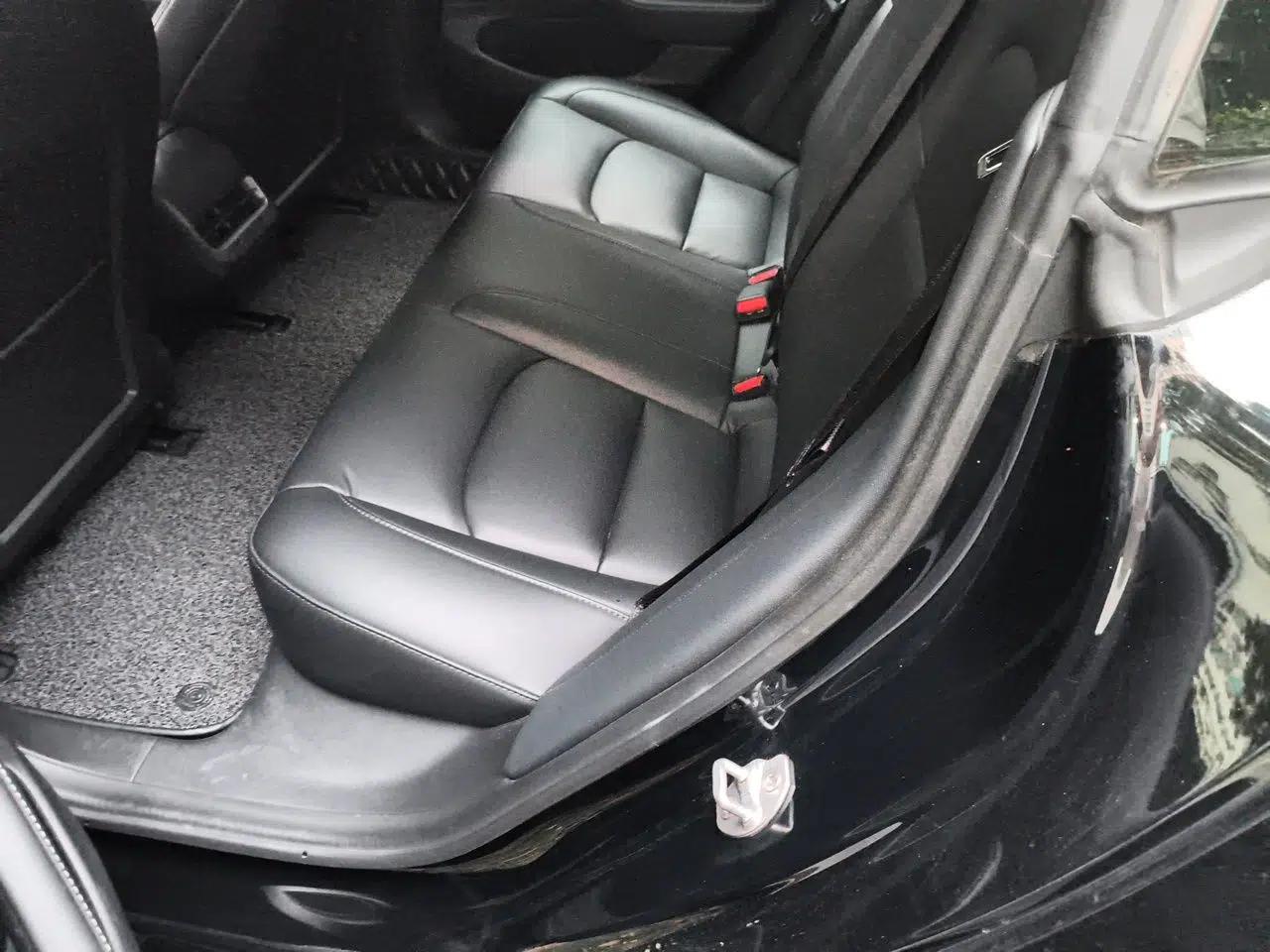 Tesla Model 3 2020 Standard Range Rear-Wheel Drive Upgraded Version — миниатюра 20