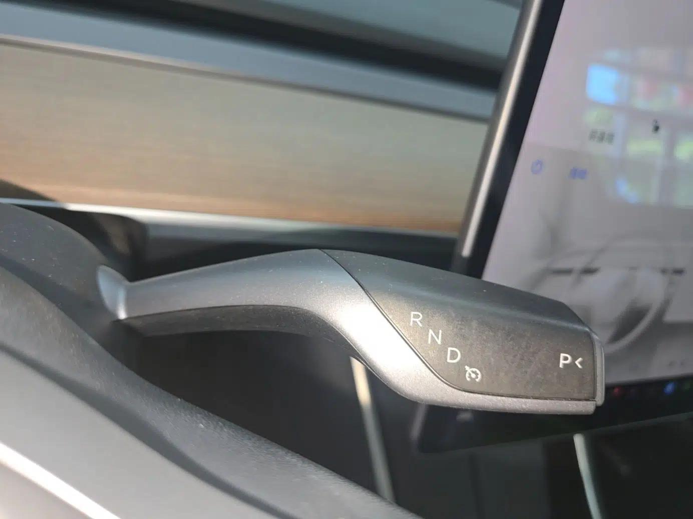 Tesla Model 3 2020 Revised Version Standard Range Rear-Wheel Drive – Upgraded Edition — миниатюра 22