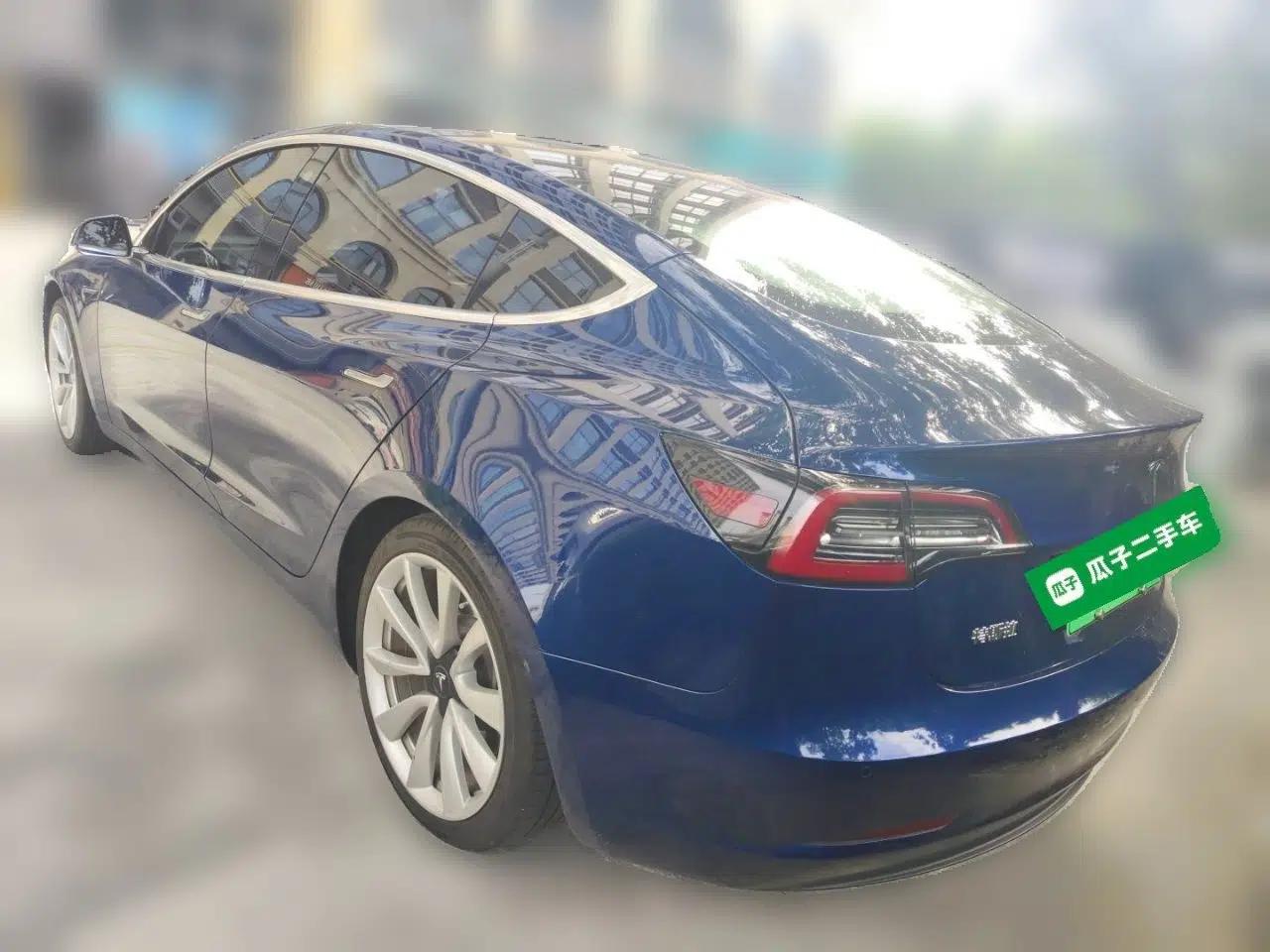 Tesla Model 3 2019 Standard Range Rear-Drive Upgraded Version — миниатюра 4