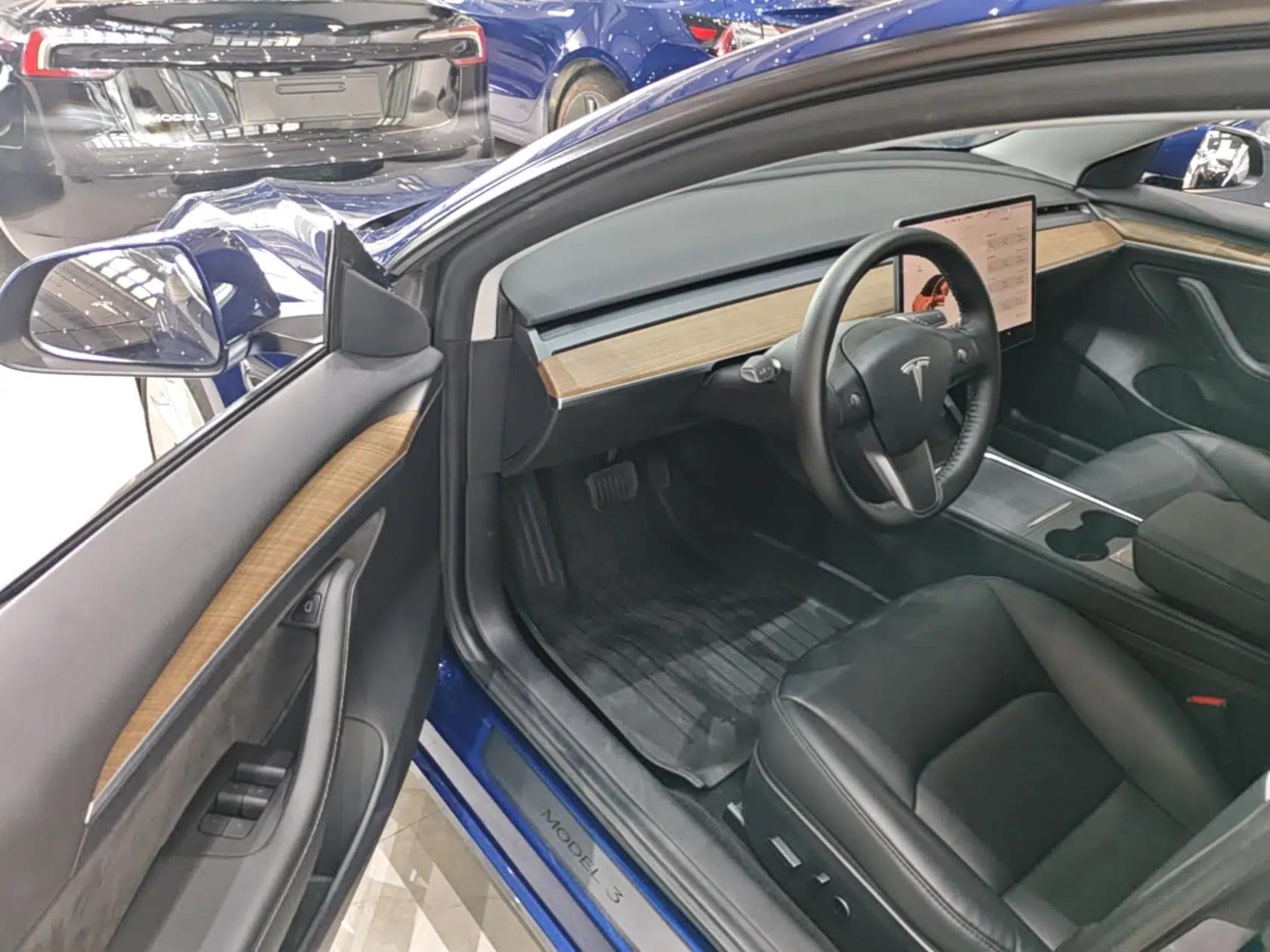 Tesla Model 3 2021 Standard Range Rear-Drive Upgraded Version — миниатюра 18