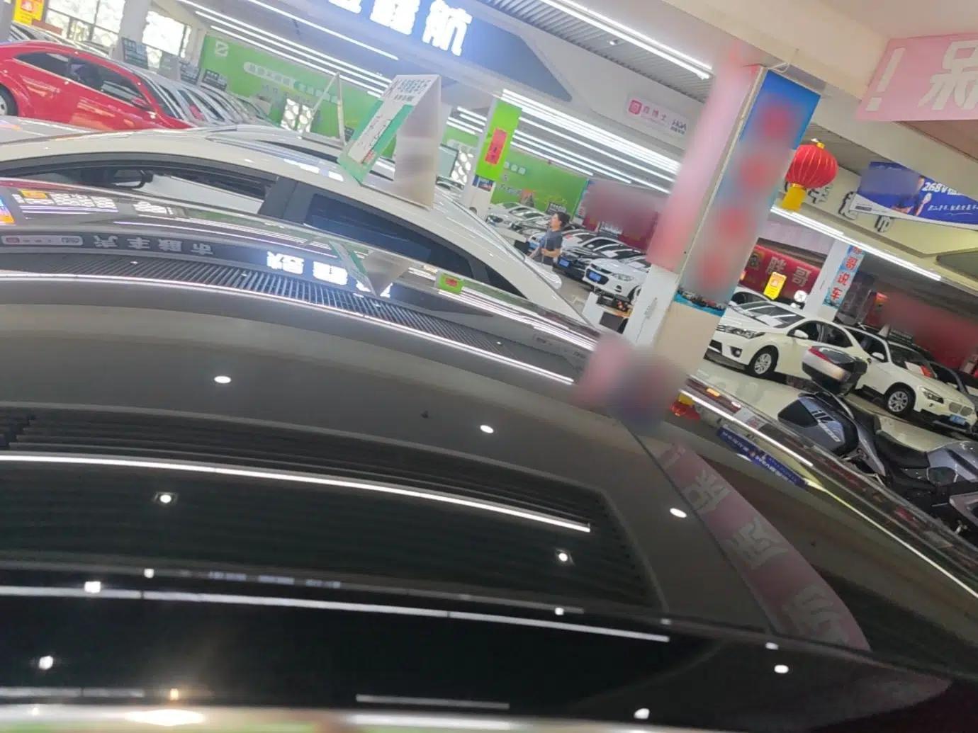 Tesla Model 3 2019 Standard Range Rear-Drive Upgraded Version — миниатюра 7
