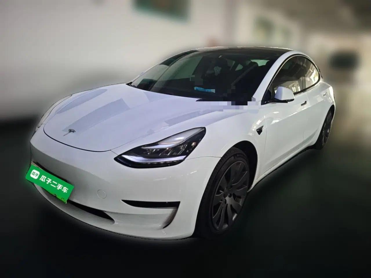 Tesla Model 3 2019 Long-Range All-Wheel-Drive Version — миниатюра 1