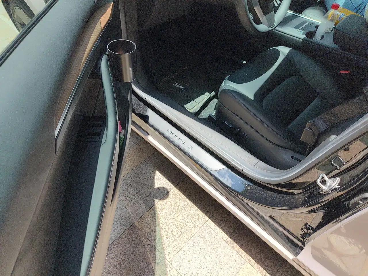 Tesla Model 3 2022 Rear-Wheel-Drive Version — миниатюра 16