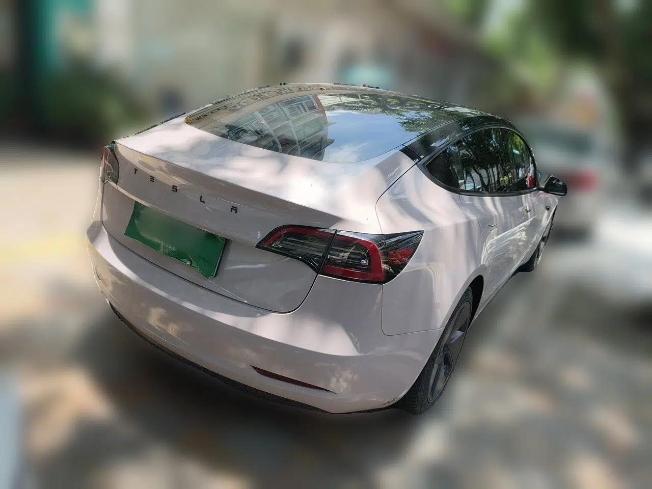 Tesla Model 3 2022 Rear-Wheel-Drive Version — миниатюра 6