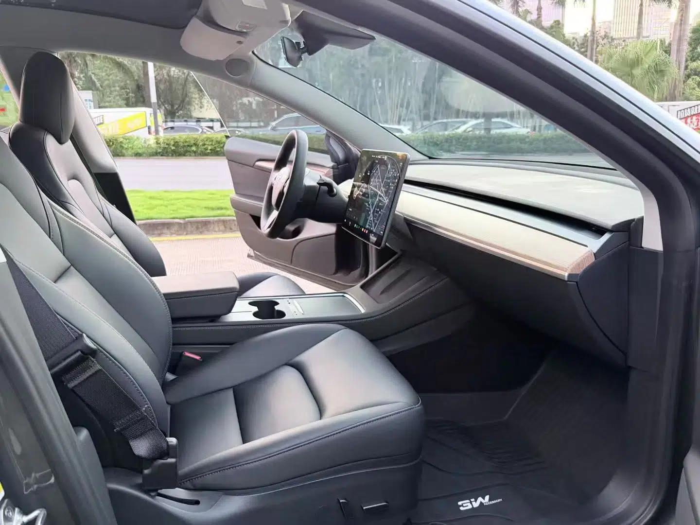 Tesla Model 3 2022 Rear-Wheel-Drive Version — миниатюра 19