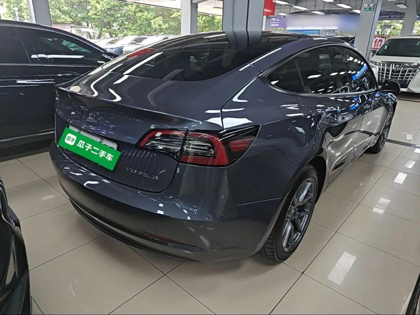 Tesla Model 3 2022 Rear-Wheel-Drive Version — миниатюра 6