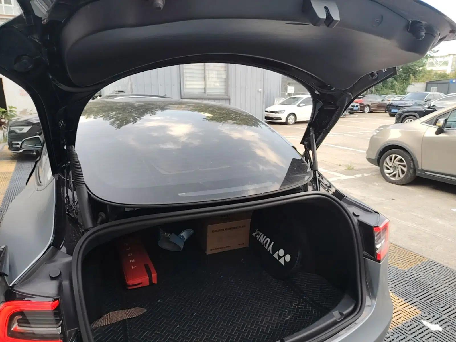 Tesla Model 3 2022 Rear-Wheel-Drive Version — миниатюра 27