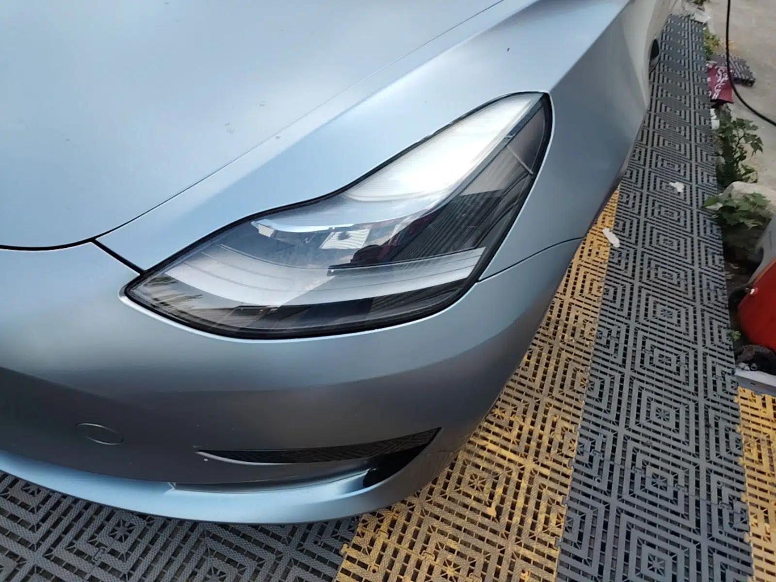 Tesla Model 3 2022 Rear-Wheel-Drive Version — миниатюра 8