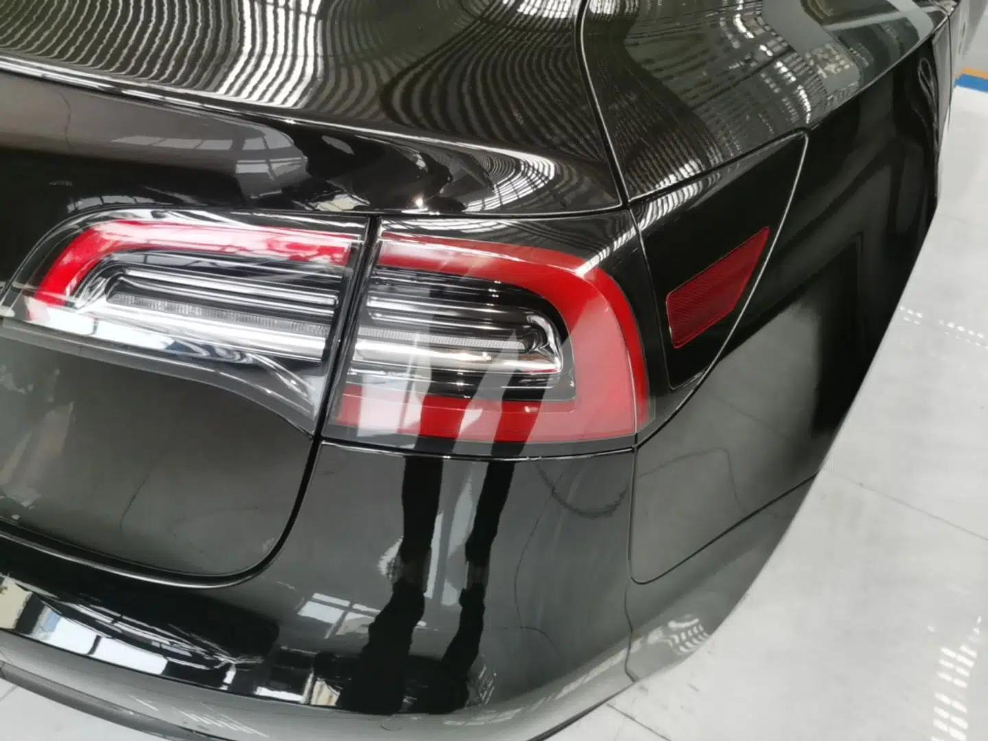 Tesla Model 3 2022 Rear-Wheel-Drive Version — миниатюра 9