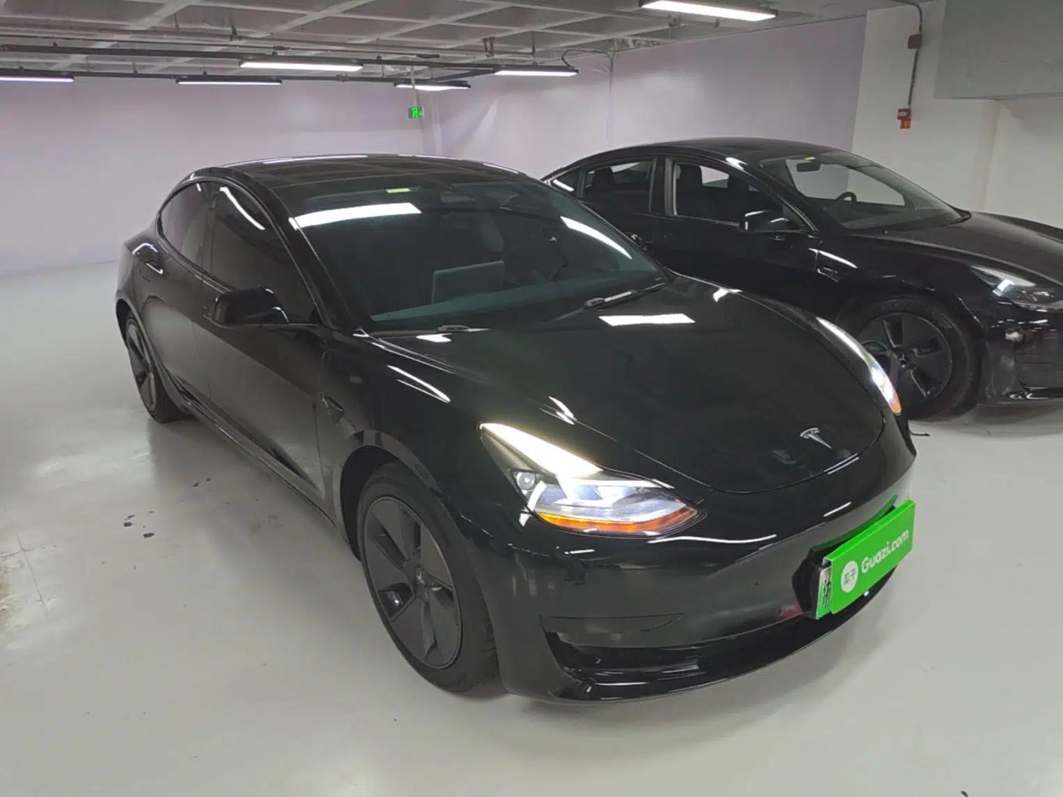 Tesla Model 3 2022 Rear-Wheel-Drive Version — миниатюра 3