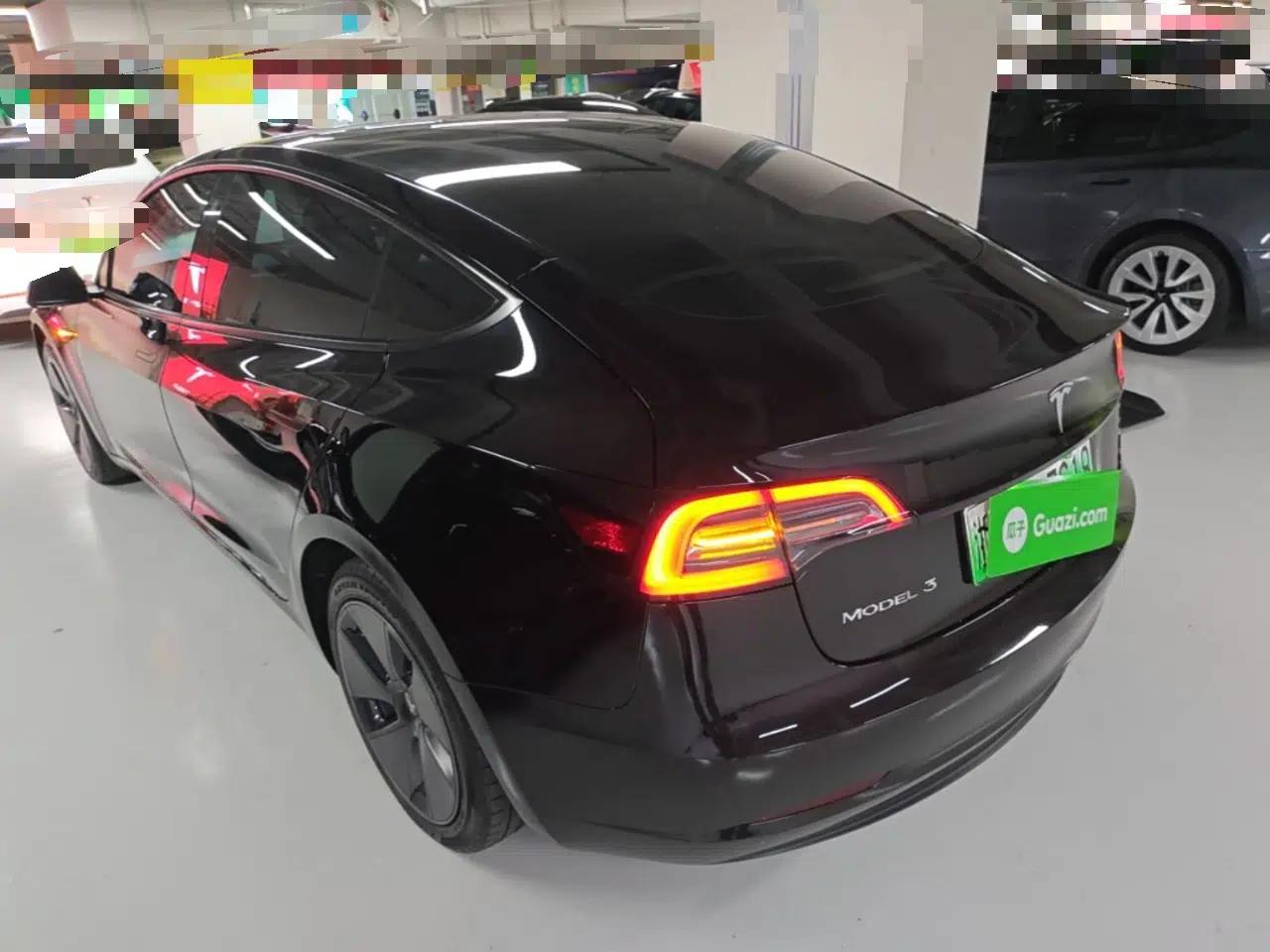 Tesla Model 3 2022 Rear-Wheel-Drive Version — миниатюра 4