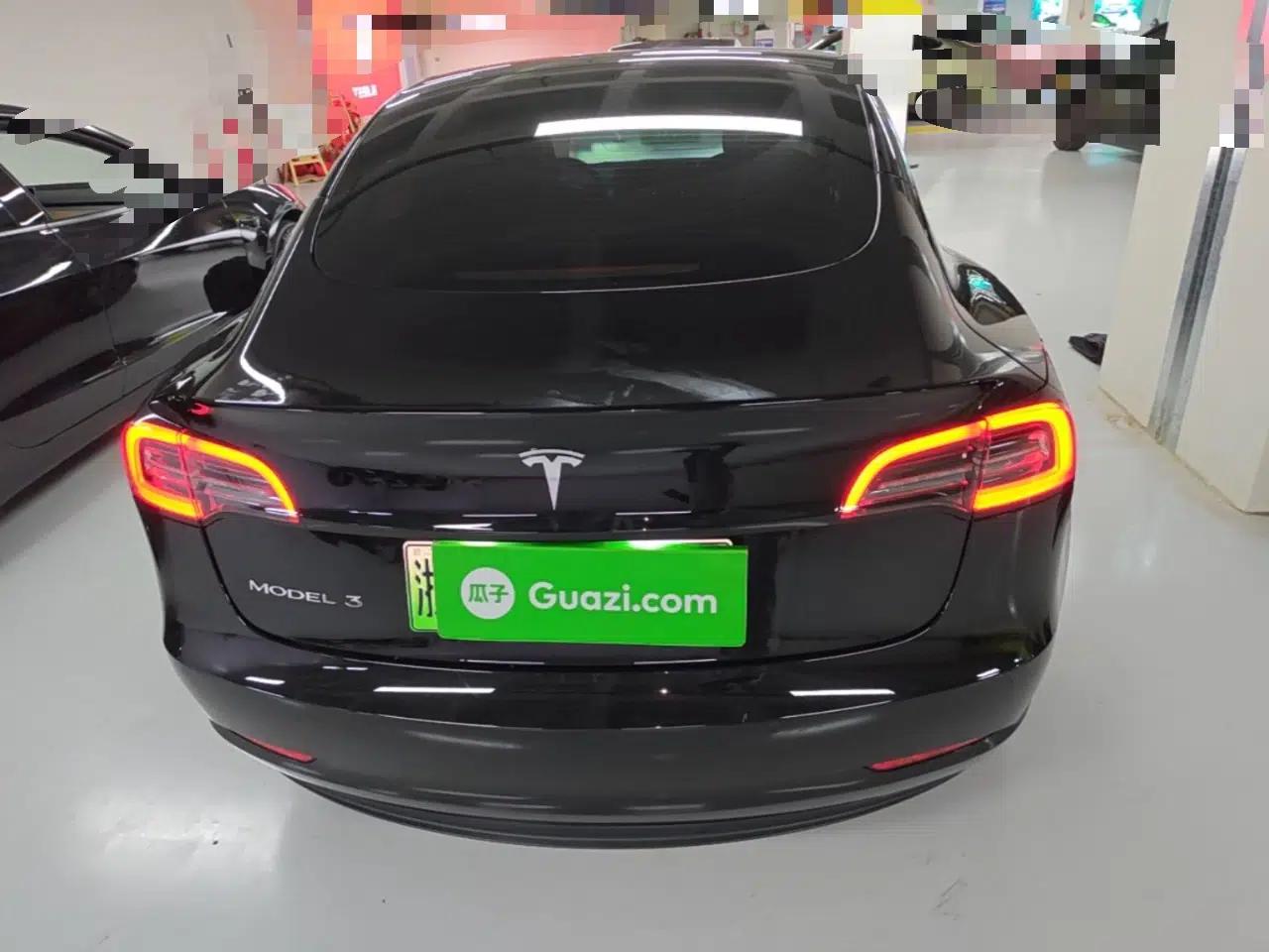 Tesla Model 3 2022 Rear-Wheel-Drive Version — миниатюра 5