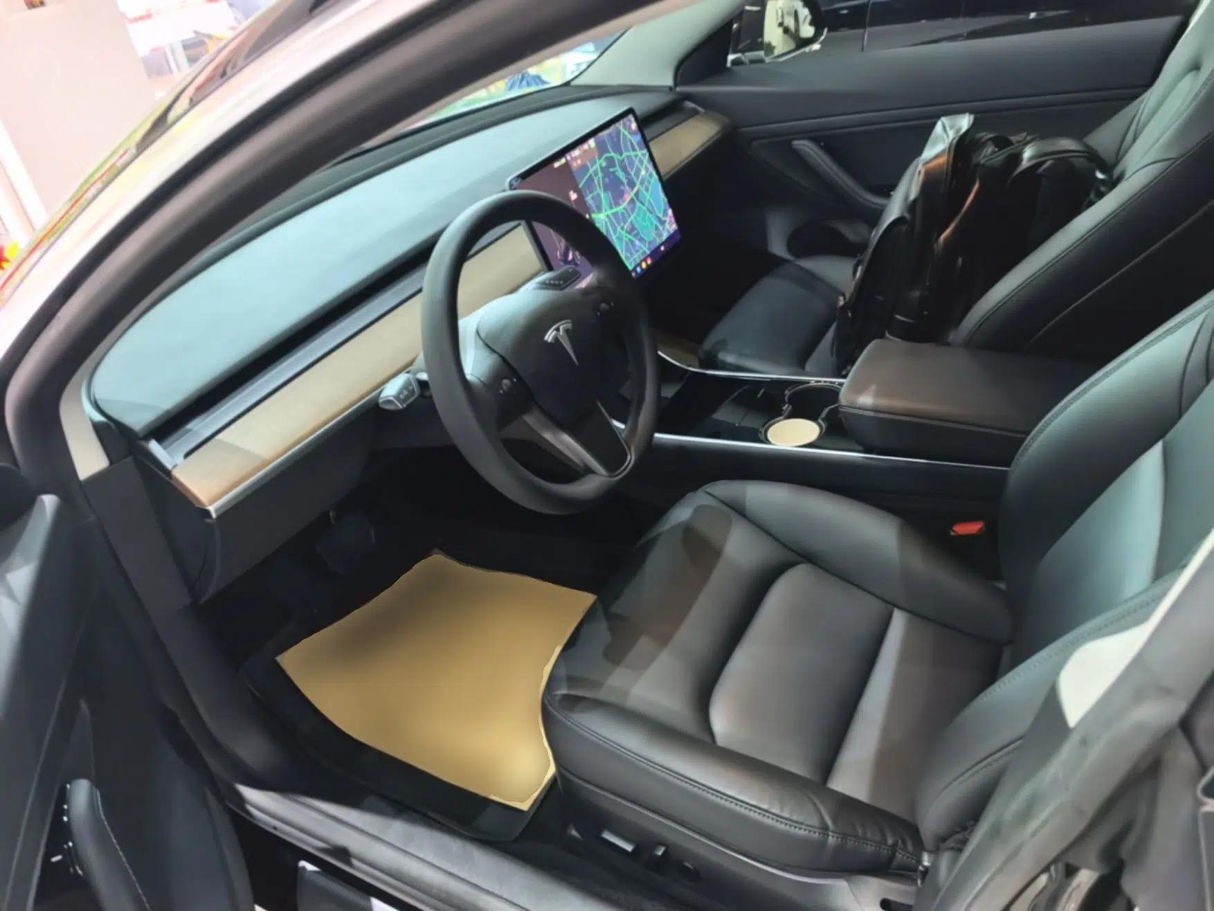Tesla Model 3 2020 Standard Range Rear-Wheel Drive Upgraded Version — миниатюра 22