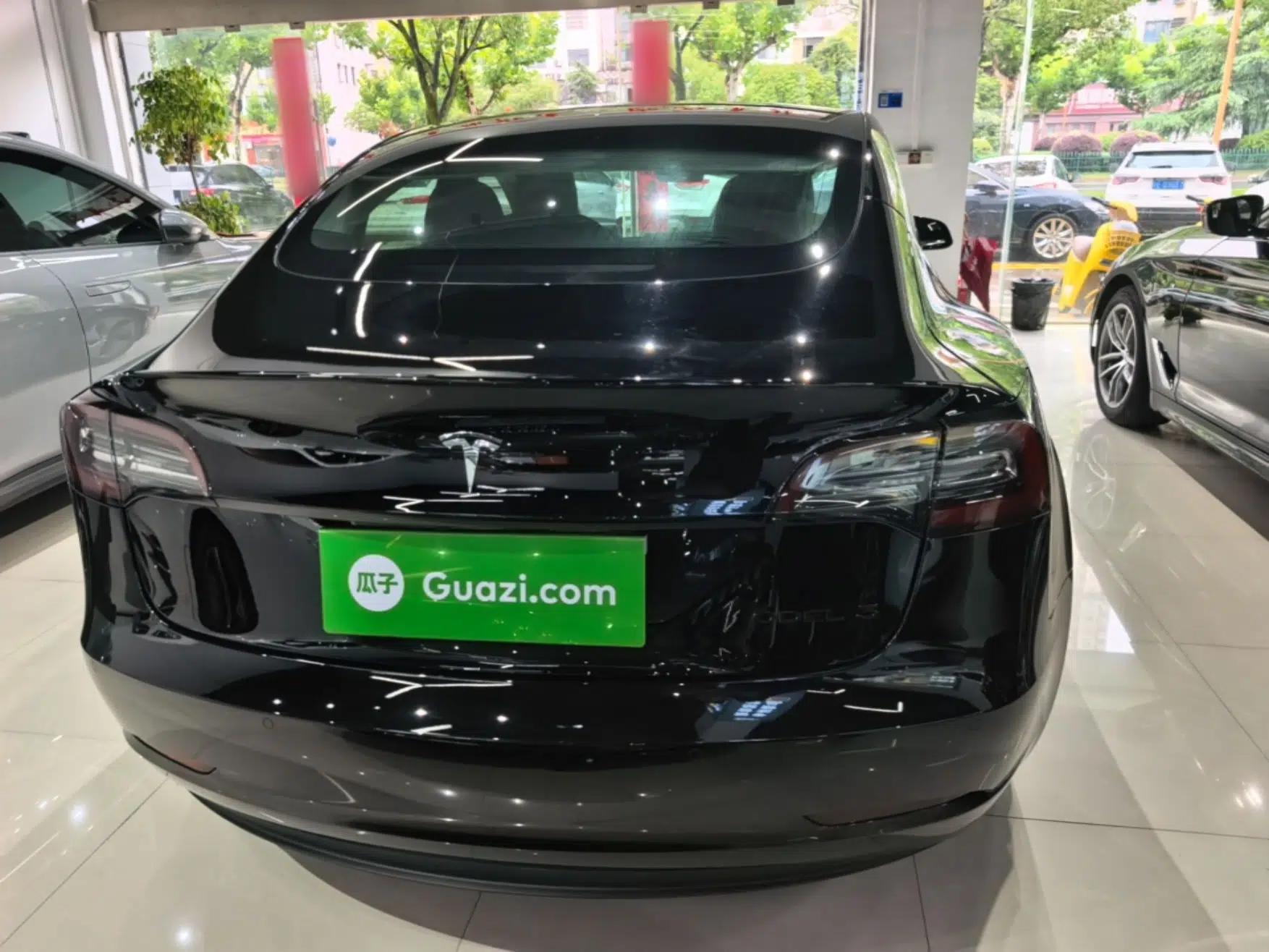 Tesla Model 3 2020 Standard Range Rear-Wheel Drive Upgraded Version — миниатюра 5