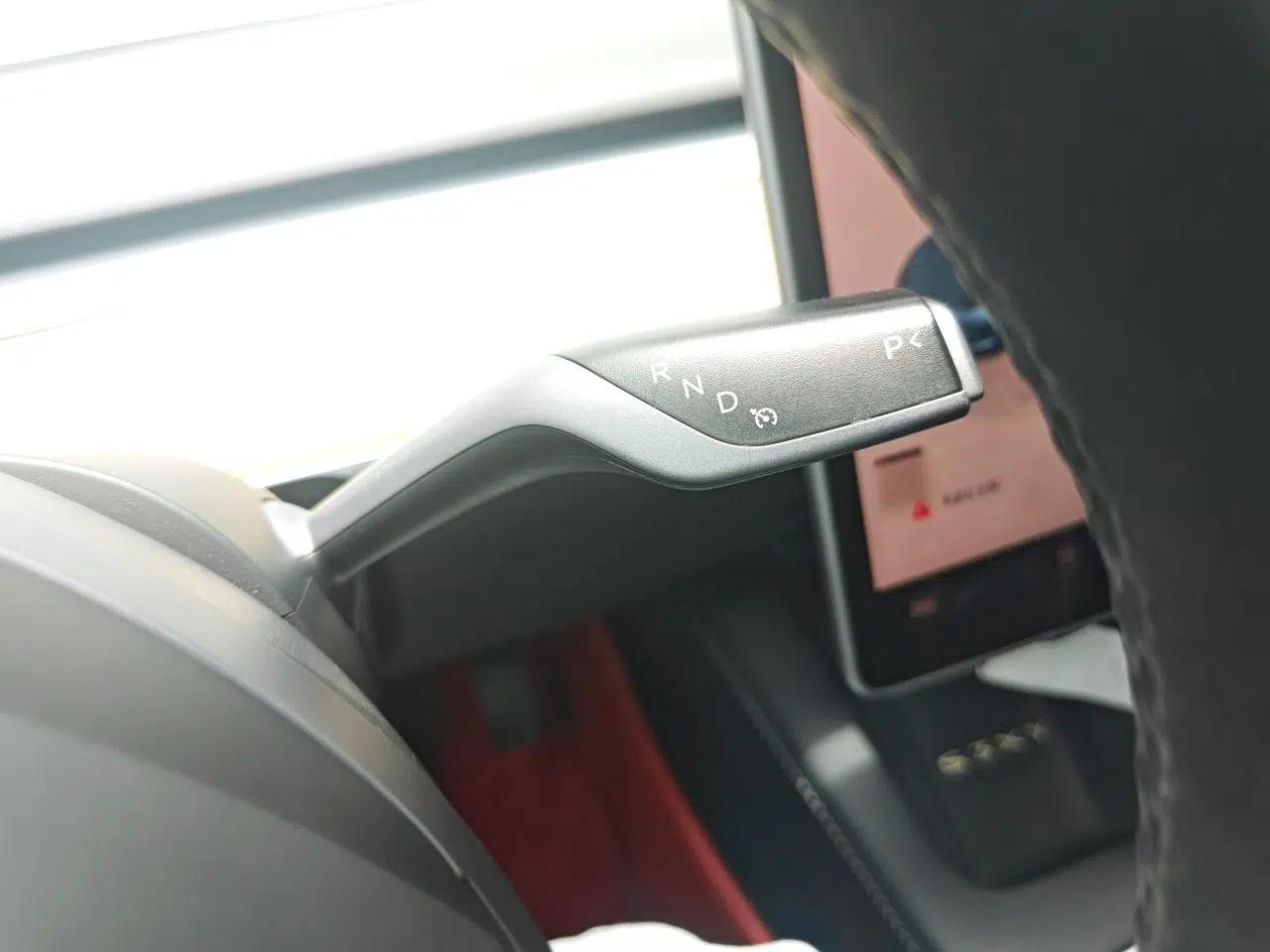 Tesla Model 3 2022 Rear-Wheel-Drive Version — миниатюра 14