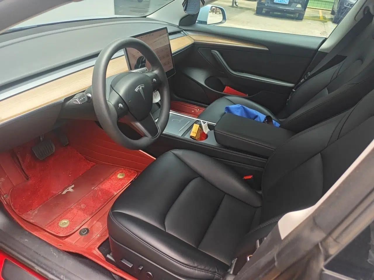 Tesla Model 3 2022 Rear-Wheel-Drive Version — миниатюра 15
