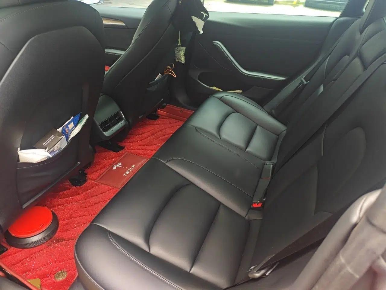 Tesla Model 3 2022 Rear-Wheel-Drive Version — миниатюра 17