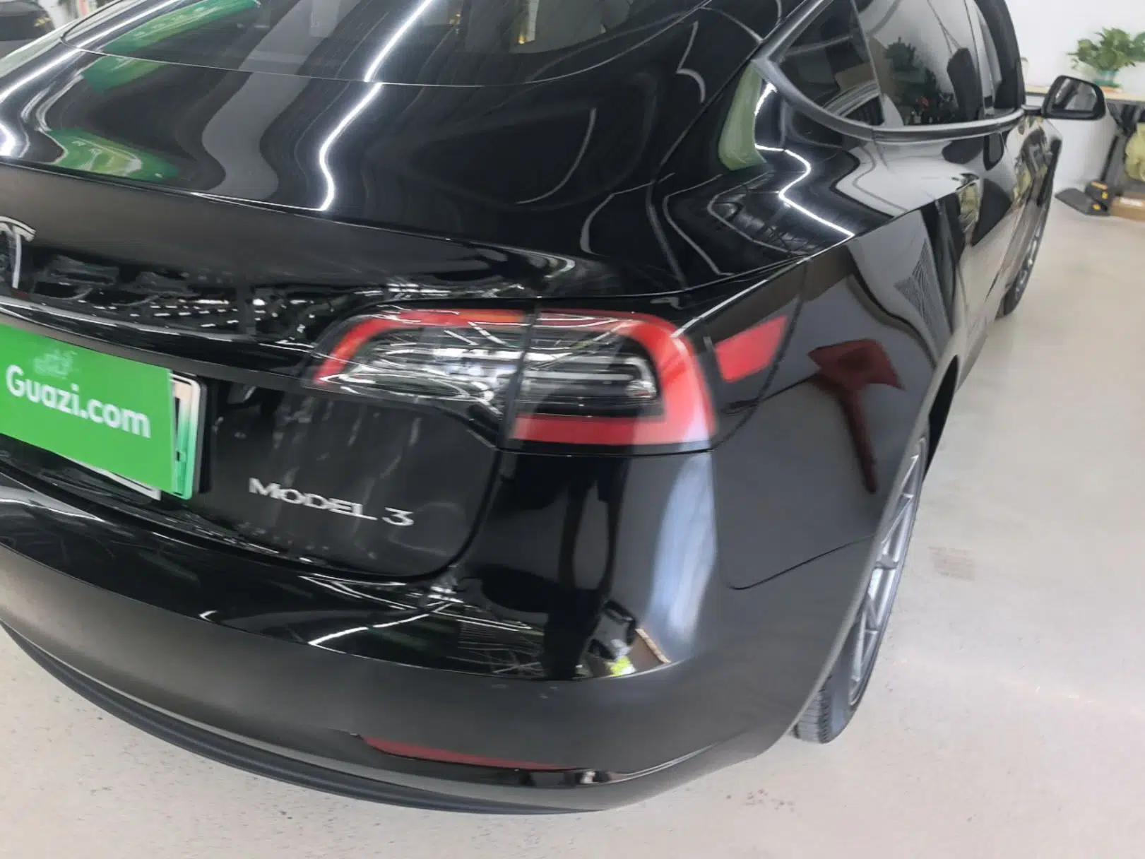 Tesla Model 3 2022 Rear-Wheel-Drive Version — миниатюра 9