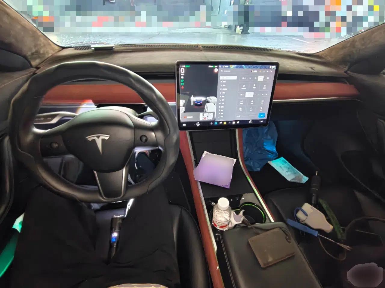 Tesla Model 3 2020 Refreshed Version Long-Range Rear-Wheel Drive — миниатюра 9