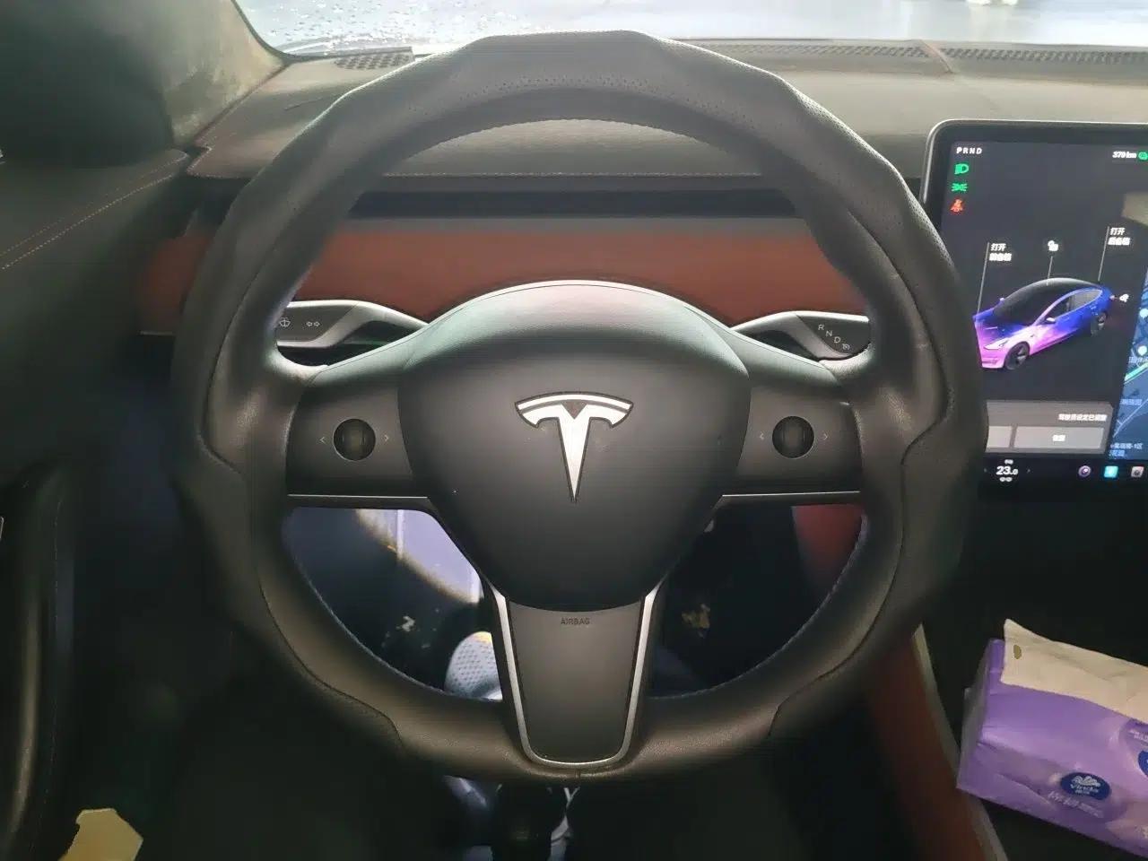 Tesla Model 3 2020 Refreshed Version Long-Range Rear-Wheel Drive — миниатюра 10