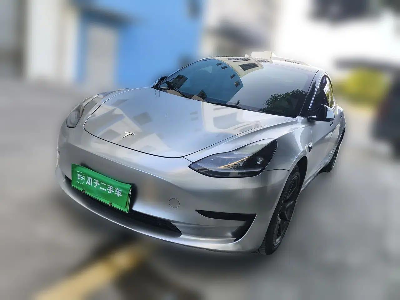 Tesla Model 3 2022 Rear-Wheel-Drive Version — миниатюра 1
