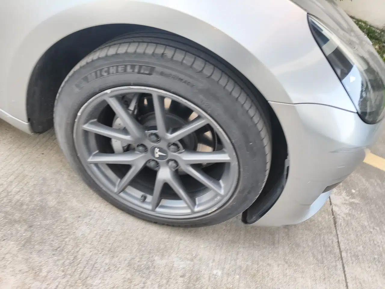 Tesla Model 3 2022 Rear-Wheel-Drive Version — миниатюра 8