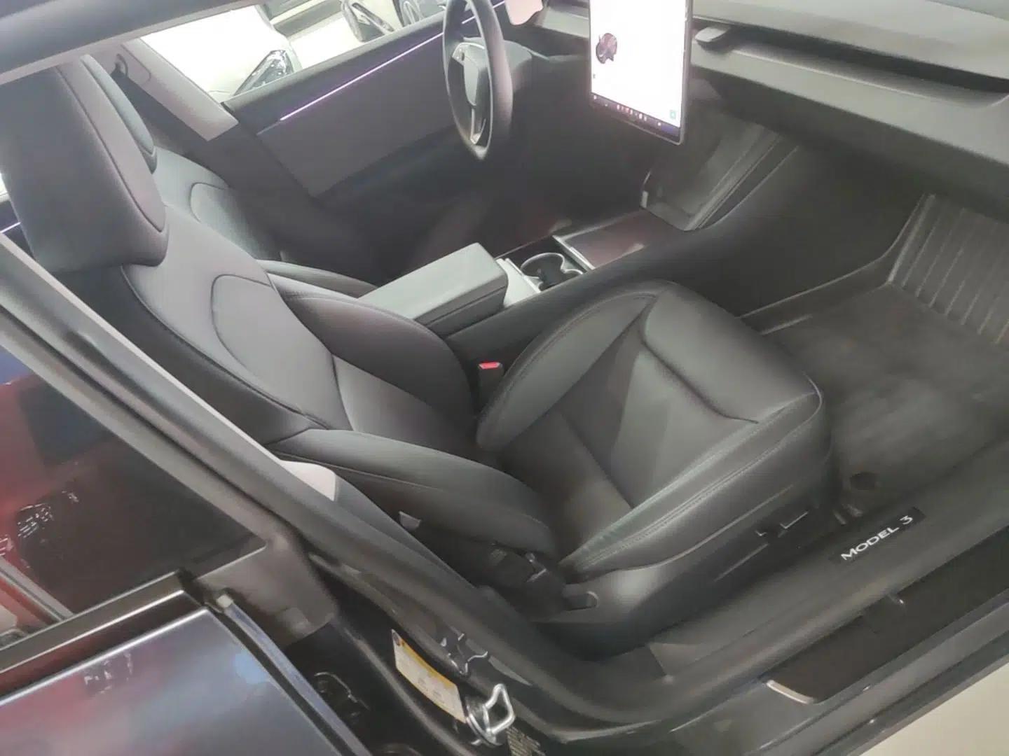 Tesla Model 3 2025 Rear-Wheel-Drive Version — миниатюра 19