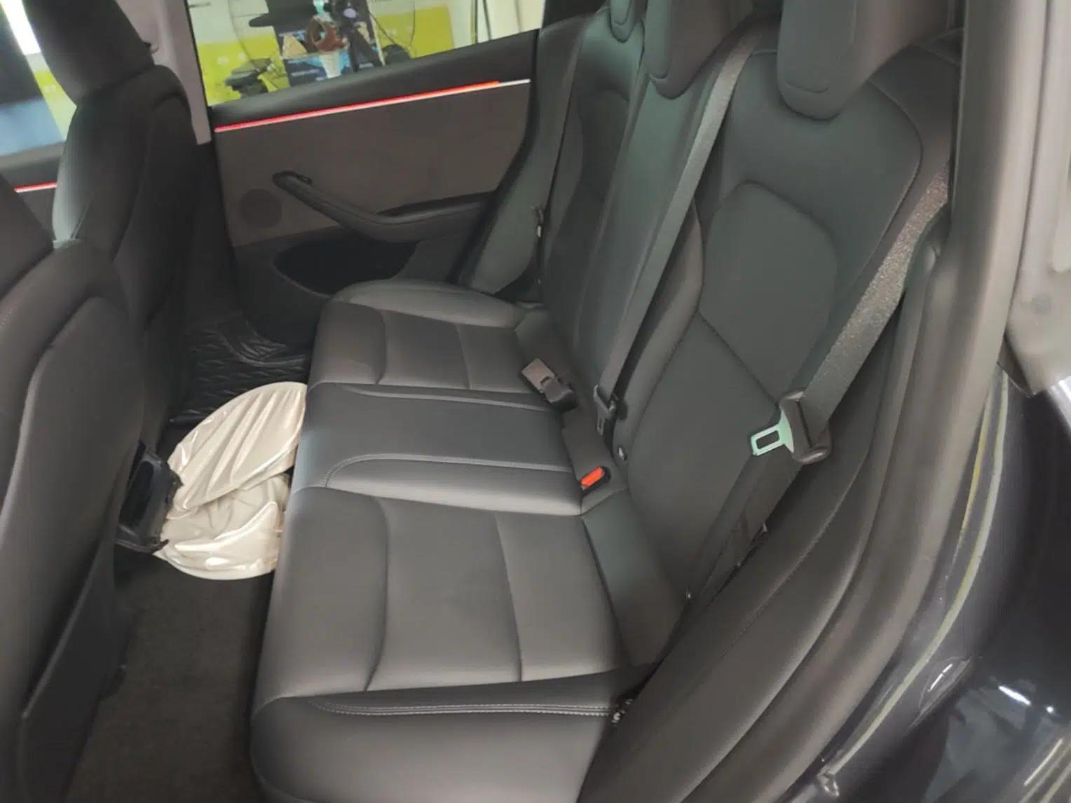 Tesla Model 3 2023 Rear-Wheel-Drive Version — миниатюра 20