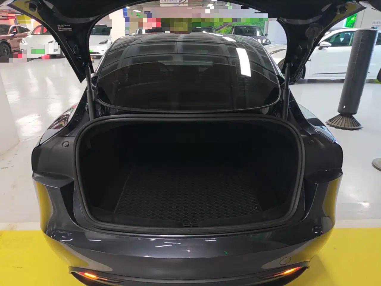 Tesla Model 3 2023 Rear-Wheel-Drive Version — миниатюра 22