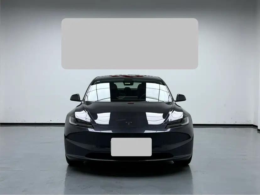 Tesla Model 3 2023 Rear-Wheel-Drive Version — миниатюра 2