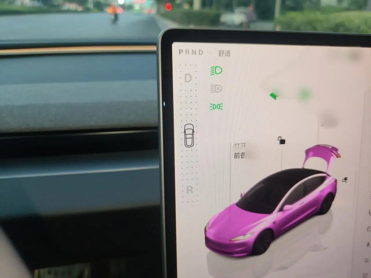 Tesla Model 3 2023 Rear-Wheel-Drive Version — миниатюра 13