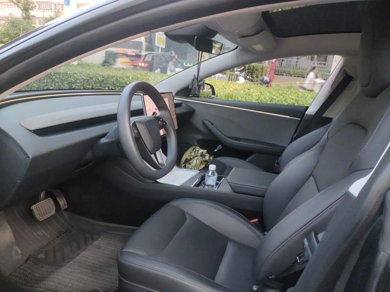 Tesla Model 3 2023 Rear-Wheel-Drive Version — миниатюра 14