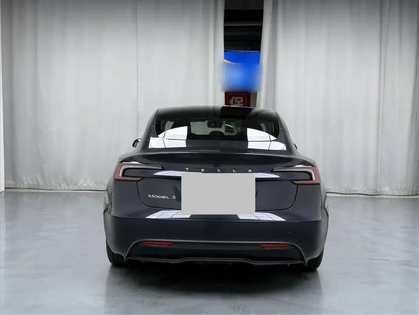 Tesla Model 3 2023 Rear-Wheel-Drive Version — миниатюра 5