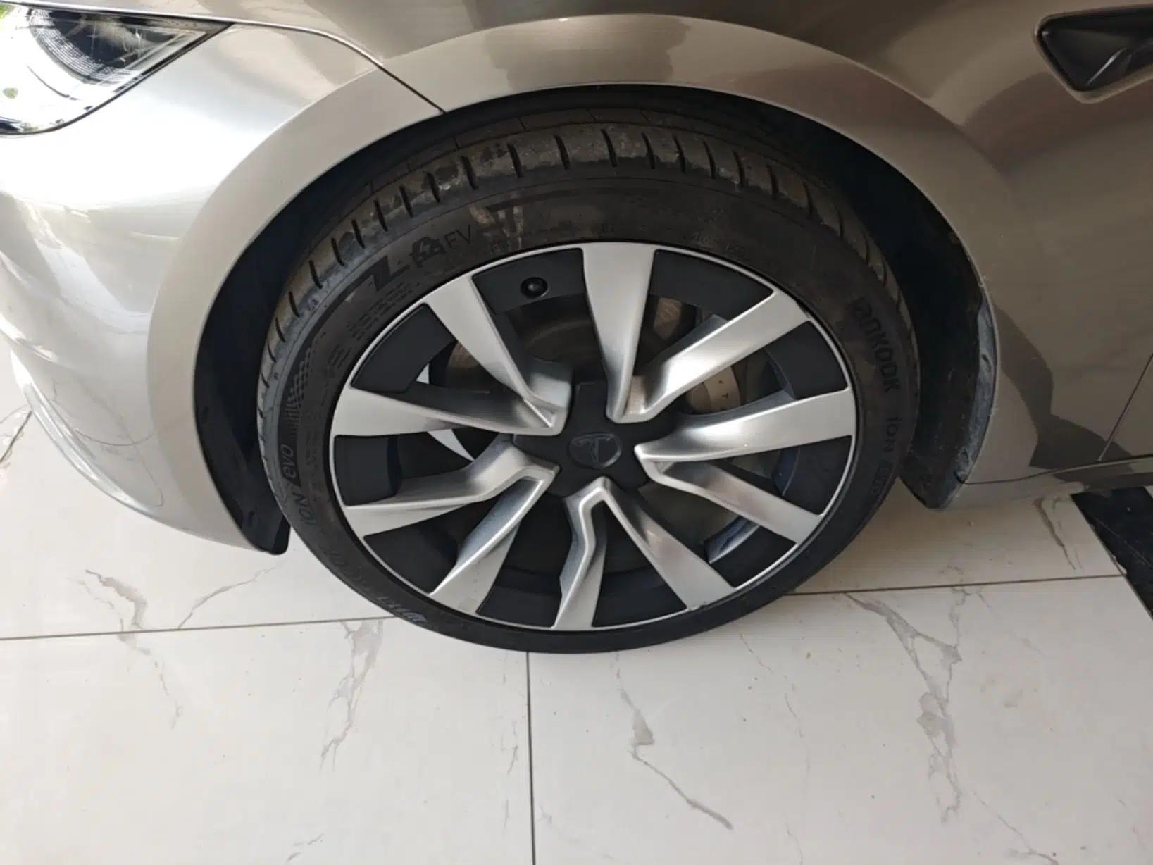 Tesla Model 3 2023 Rear-Wheel-Drive Version — миниатюра 10