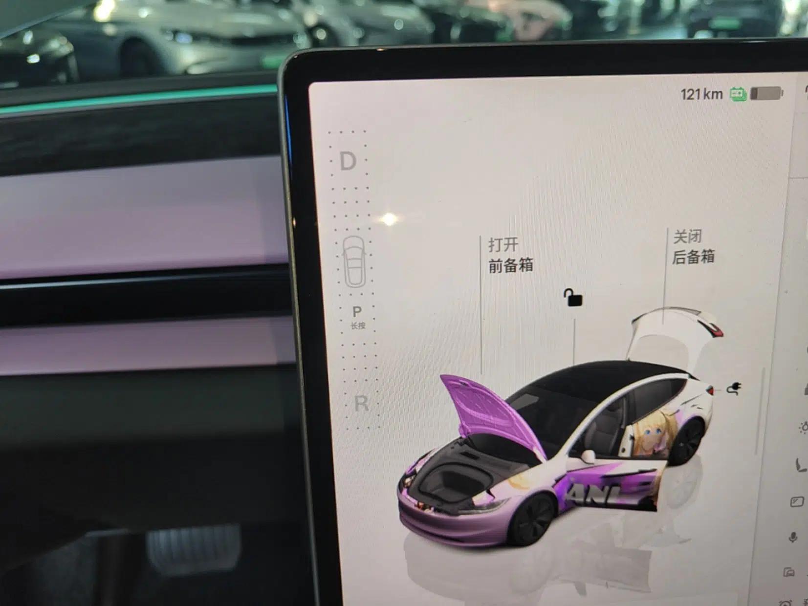 Tesla Model 3 2025 Rear-Wheel-Drive Version — миниатюра 16