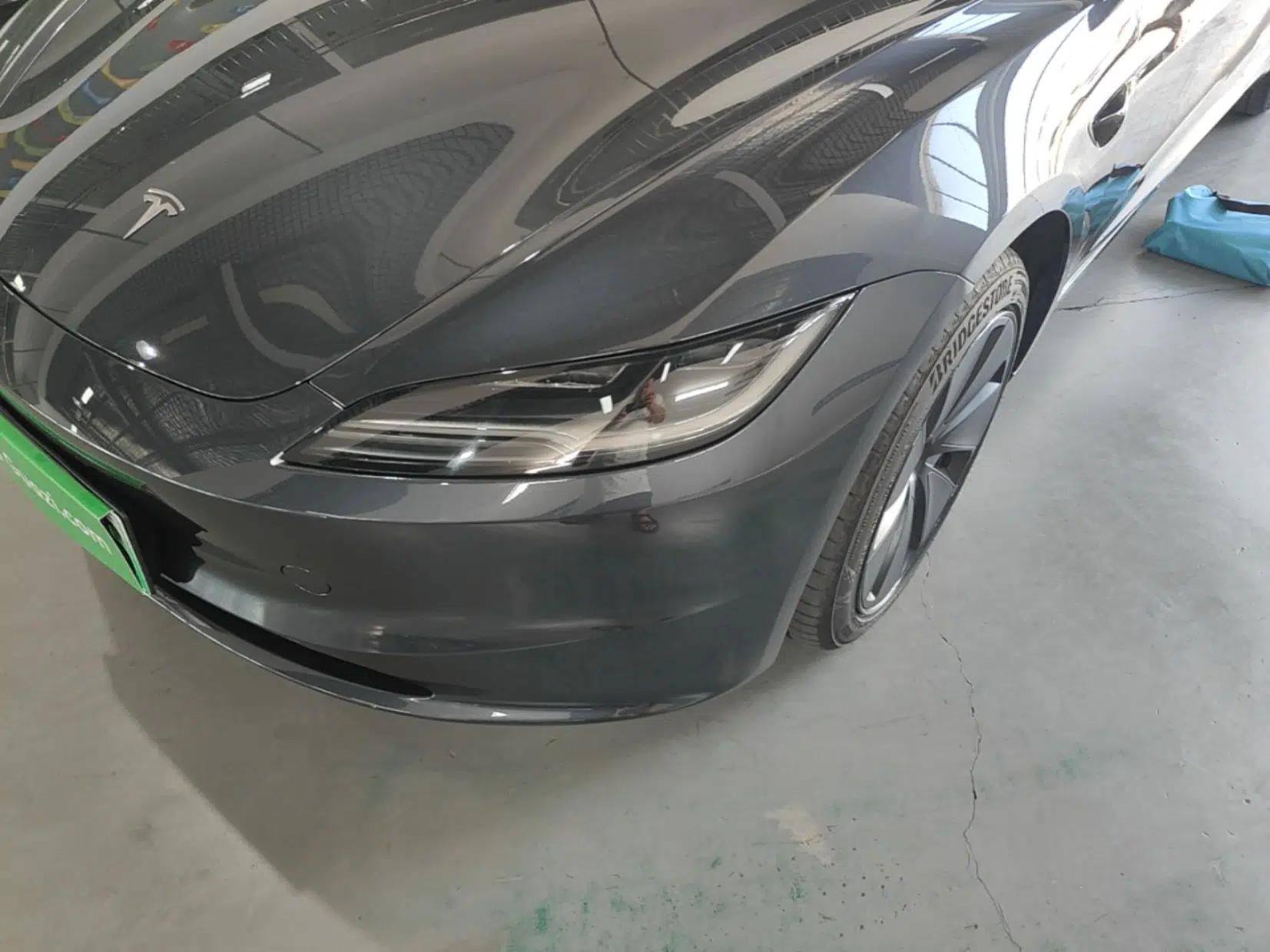 Tesla Model 3 2025 Rear-Wheel-Drive Version — миниатюра 8